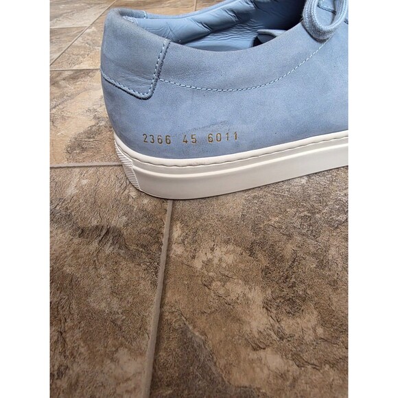 COMMON PROJECTS OG Achilles Low Sneakers in Powder Blue Nubuck Leather EU 45 12 - Picture 3 of 8